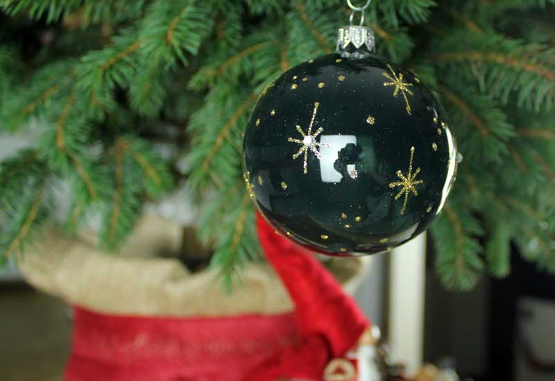 Tannenbaumschmuck-gruen-weihnachten-mokowo-beitragsbild2